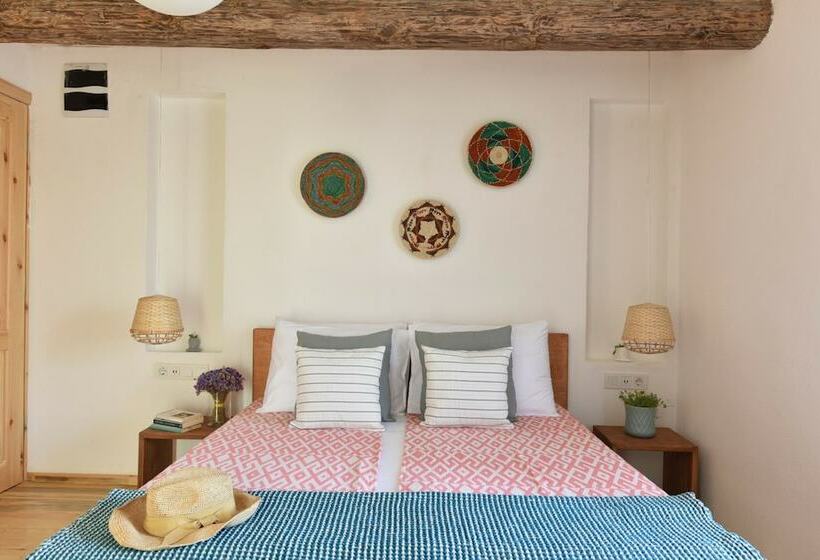 בית מלון כפרי Cunda Sakin