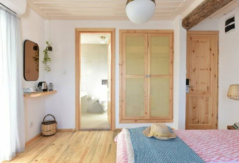 בית מלון כפרי Cunda Sakin