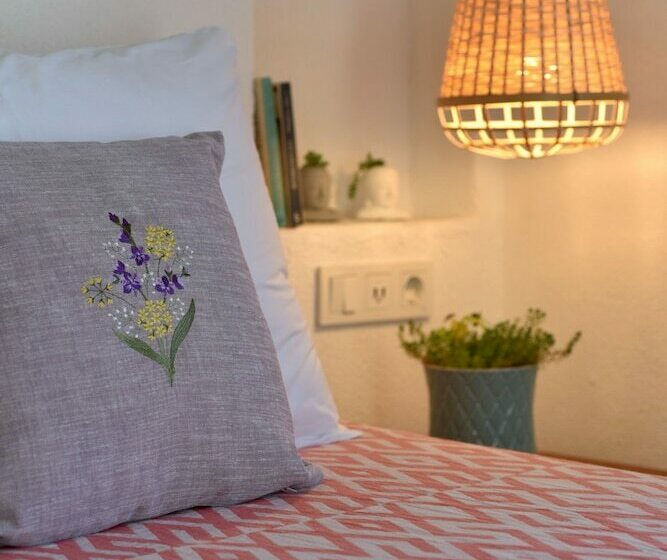 בית מלון כפרי Cunda Sakin