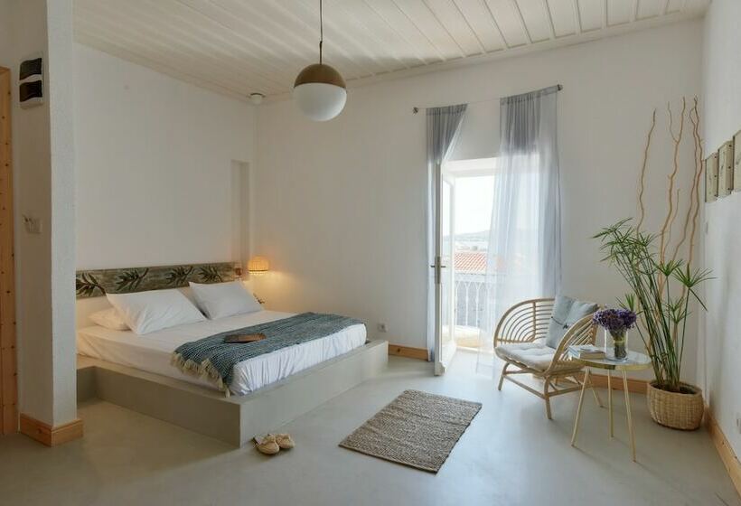 בית מלון כפרי Cunda Sakin