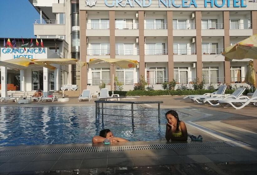هتل Grand Nicea