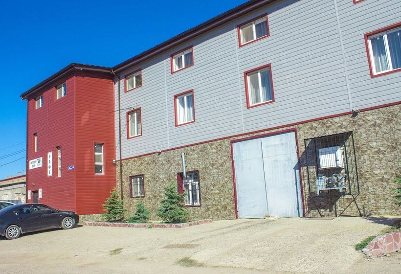 بنسيون Argo Guest House