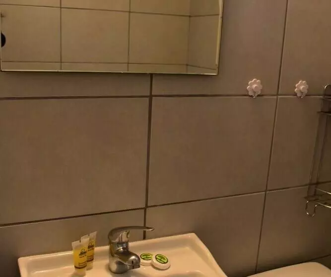 Small & Cozy Flat Near Hospitals