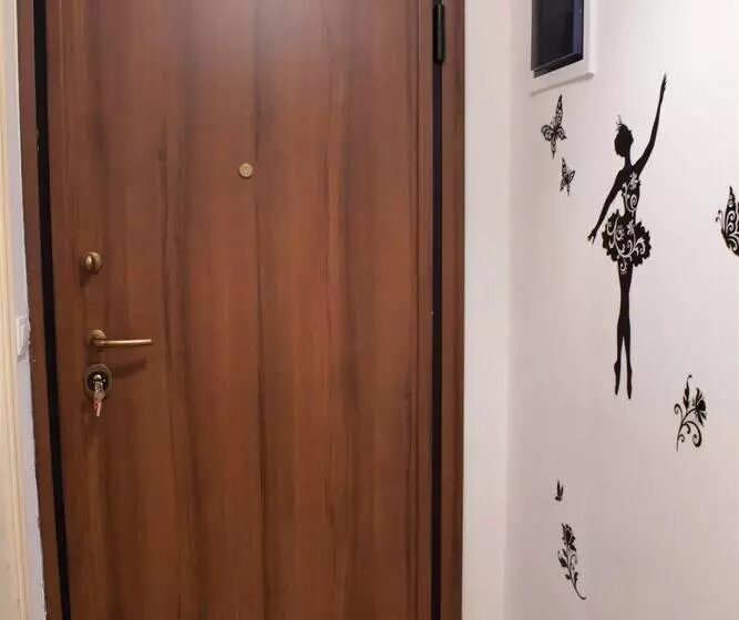 Small & Cozy Flat Near Hospitals