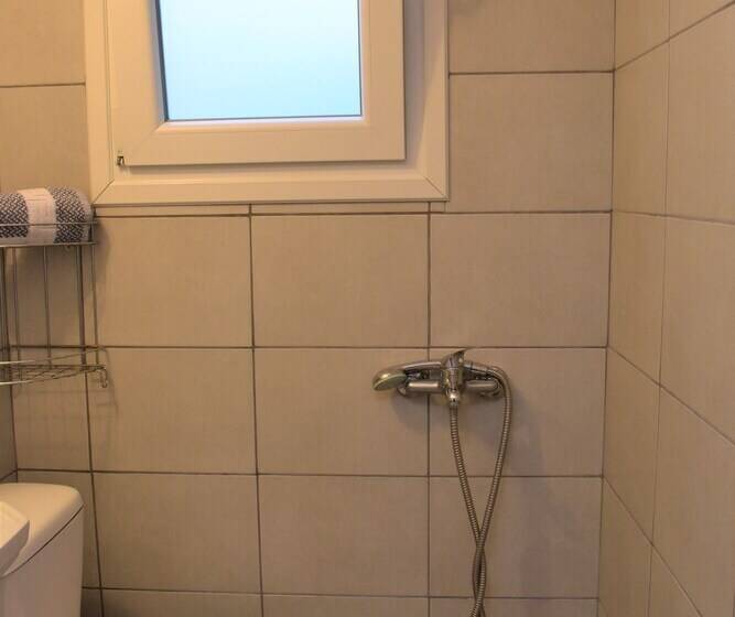 Small & Cozy Flat Near Hospitals