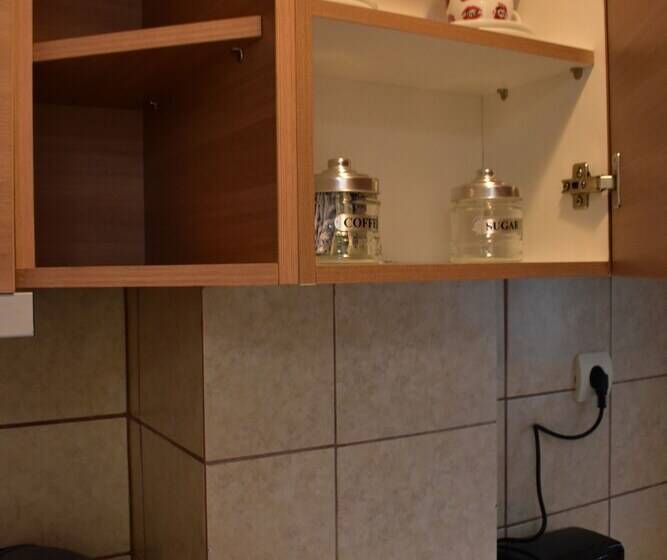 Small & Cozy Flat Near Hospitals