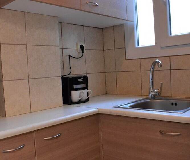 Small & Cozy Flat Near Hospitals