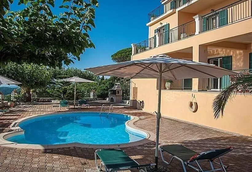 Villa Fantasia