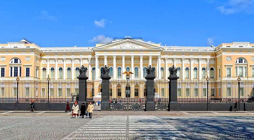 Apartments On Italianskaya 11