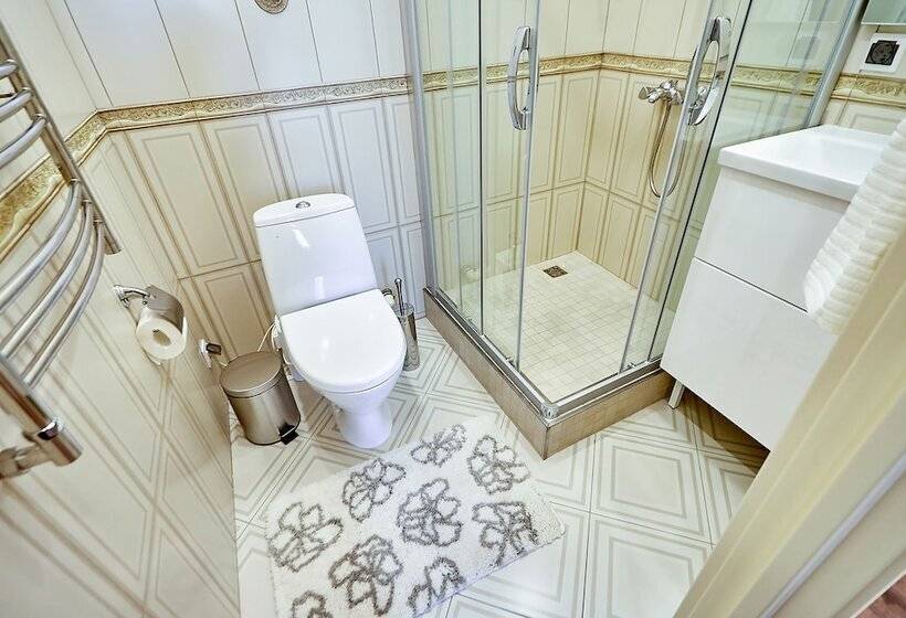 Apartments On Italianskaya 11