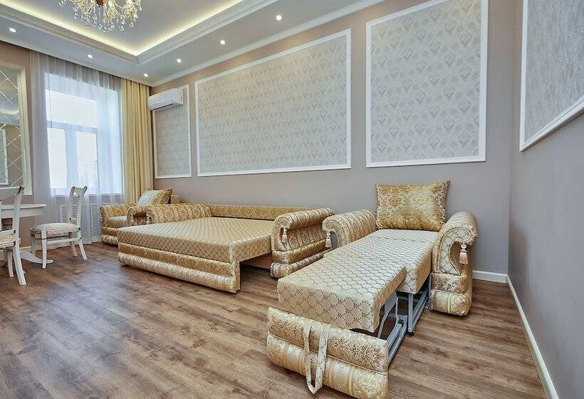 Apartments On Italianskaya 11