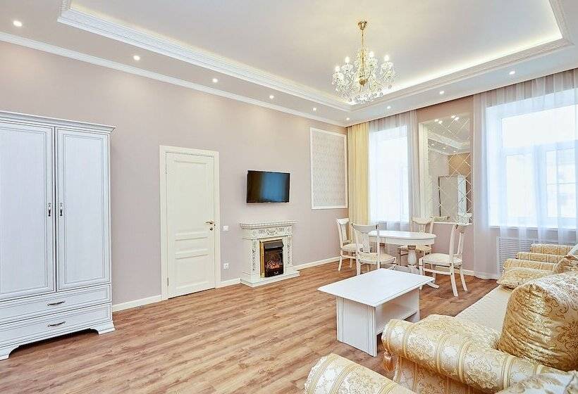 Apartments On Italianskaya 11