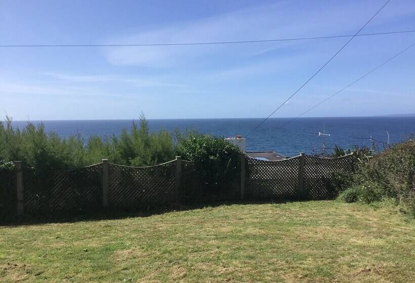 5 Bedroom Detached House With Amazing Sea Views