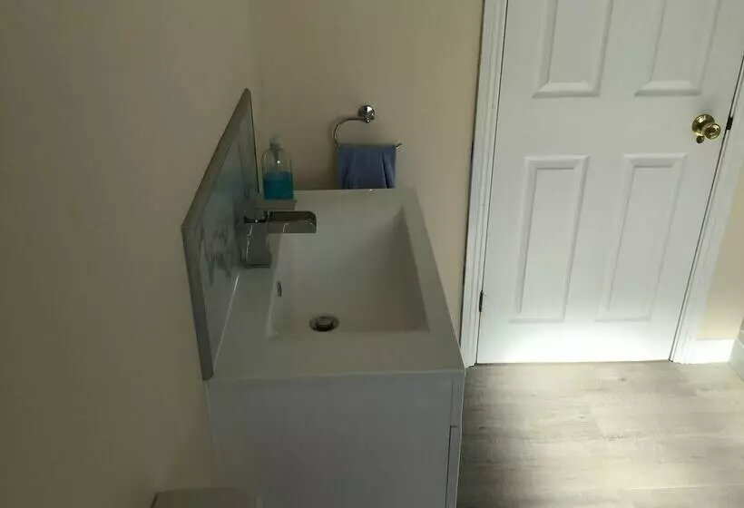 5 Bedroom Detached House With Amazing Sea Views