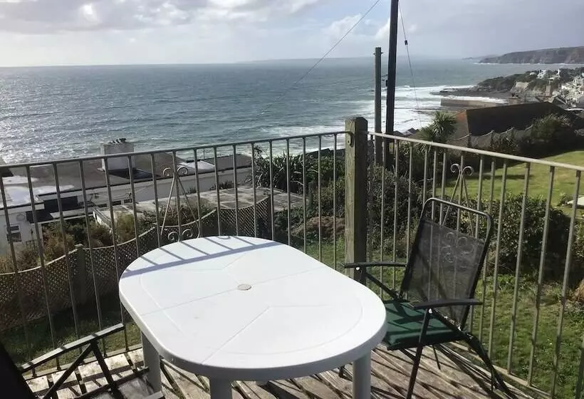 5 Bedroom Detached House With Amazing Sea Views