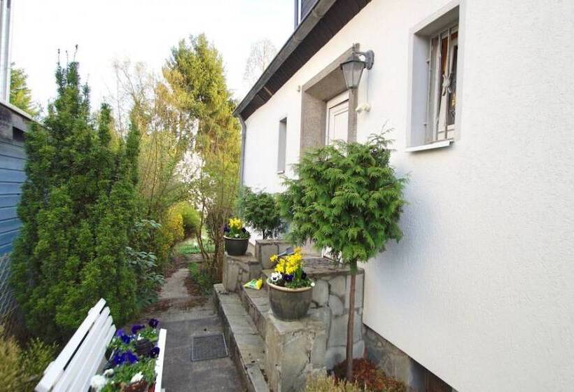 Ferienwohnungen  Bergisch Gladbach Gl234