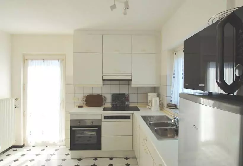 Ferienwohnungen  Bergisch Gladbach Gl234