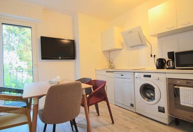 Ferienwohnungen  Bergisch Gladbach Gl234