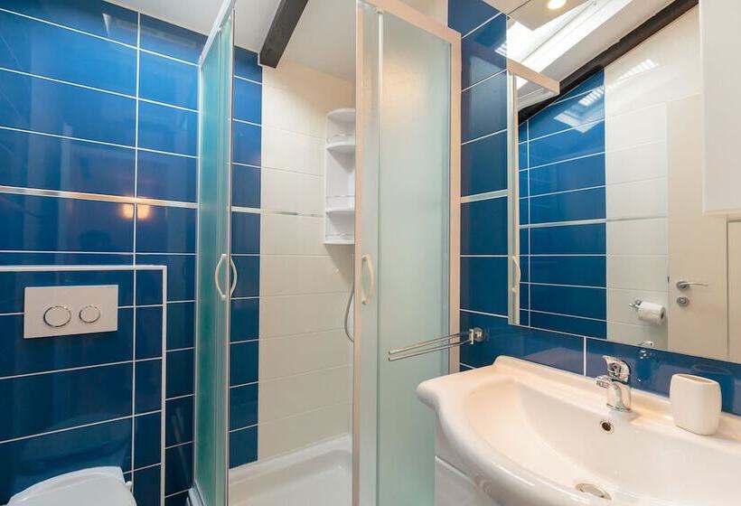 Hedera Estate, Villa Hedera Xi