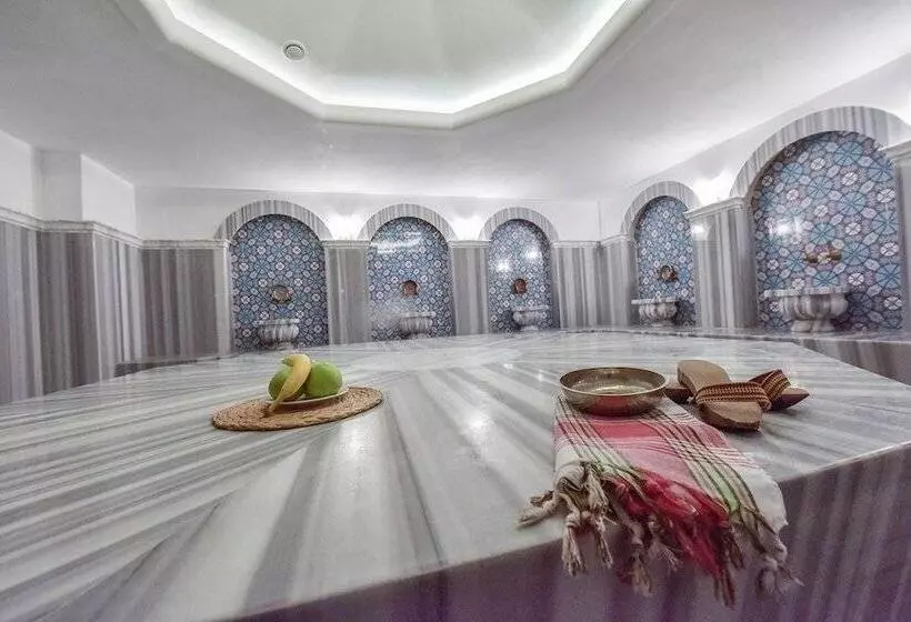 هتل Heybeli̇ Garden