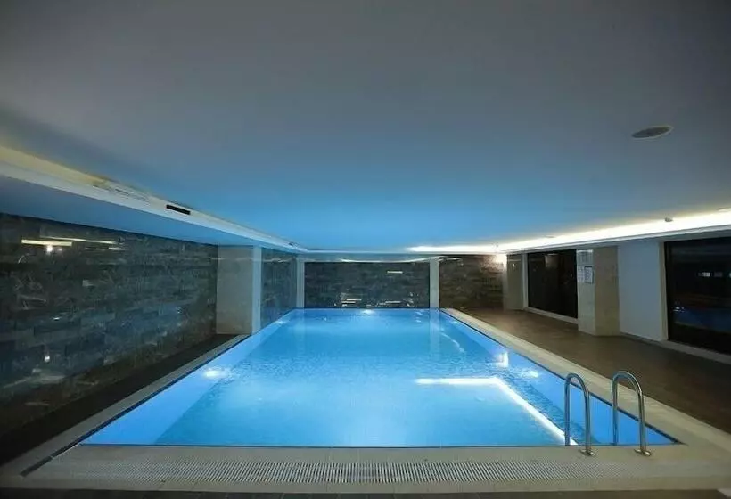 هتل Heybeli̇ Garden