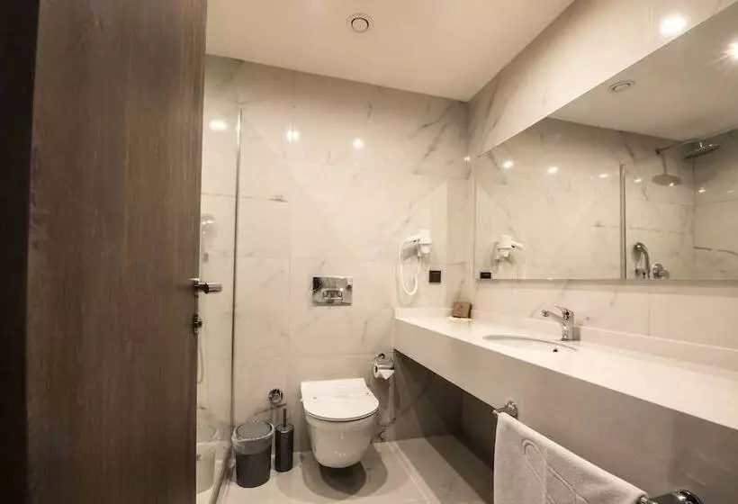 هتل Heybeli̇ Garden