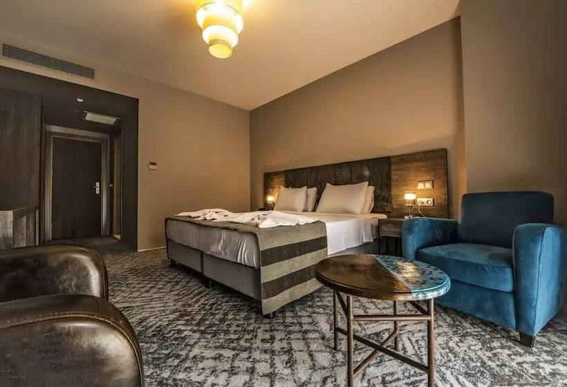 هتل Heybeli̇ Garden