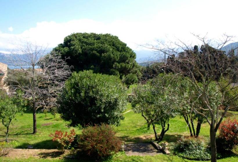 Maison De Vacances Enchantee A Calvi Avec Vue Sur Mer Et Montagne