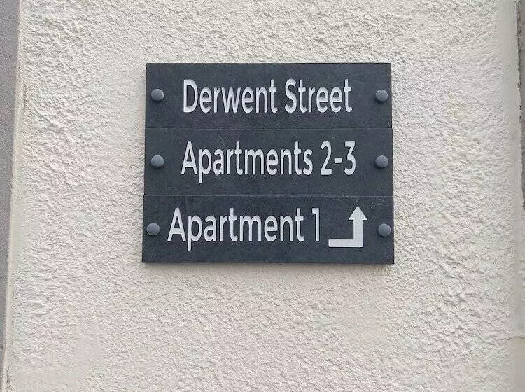 پانسیون Derwent Apartment 1