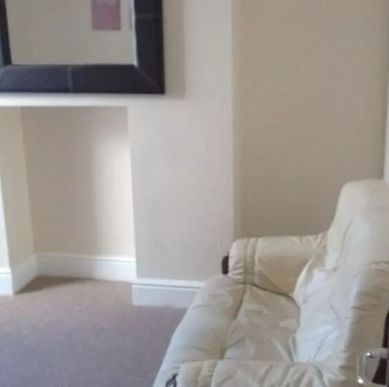 پانسیون Derwent Apartment 1