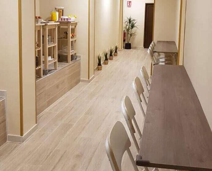 ペンション Hostal 7a