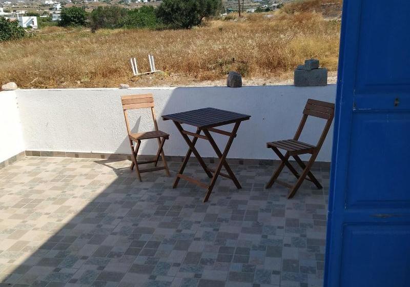 بنسيون Papikinou Studio