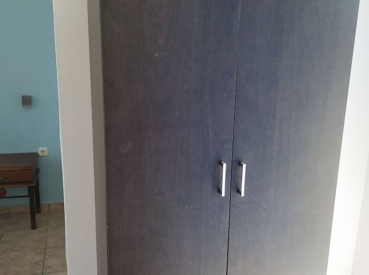 بنسيون Papikinou Studio