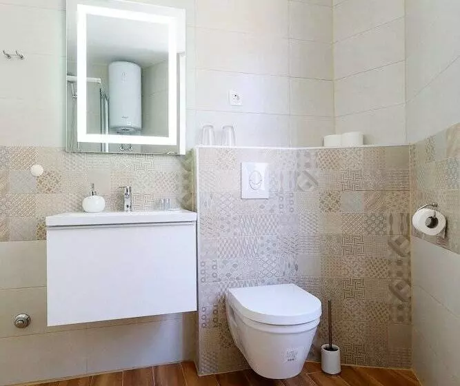 ペンション Pyrotima Apartments