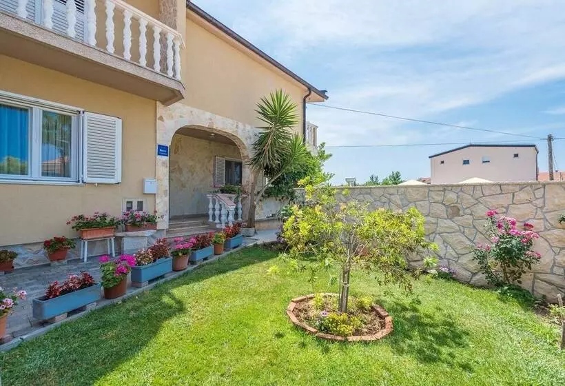 Apartments Mirjana Privlaka / A1 Two Bedrooms