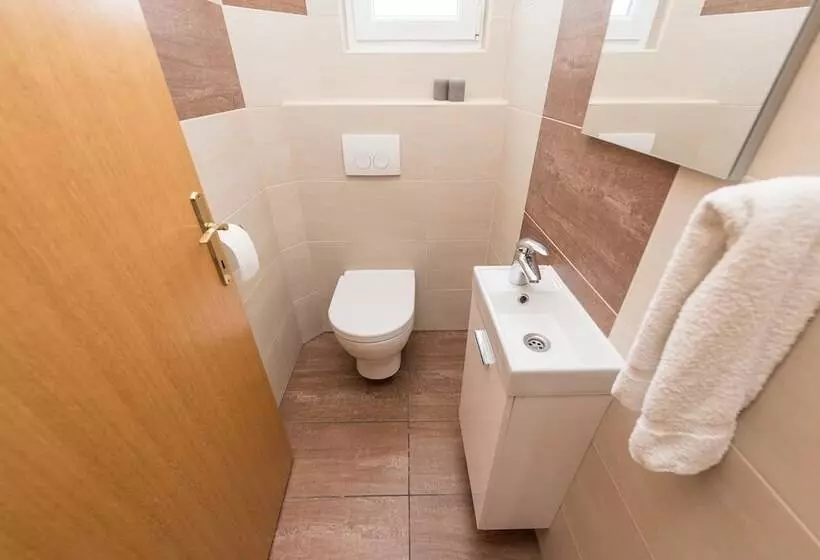 Apartments Mirjana Privlaka / A1 Two Bedrooms