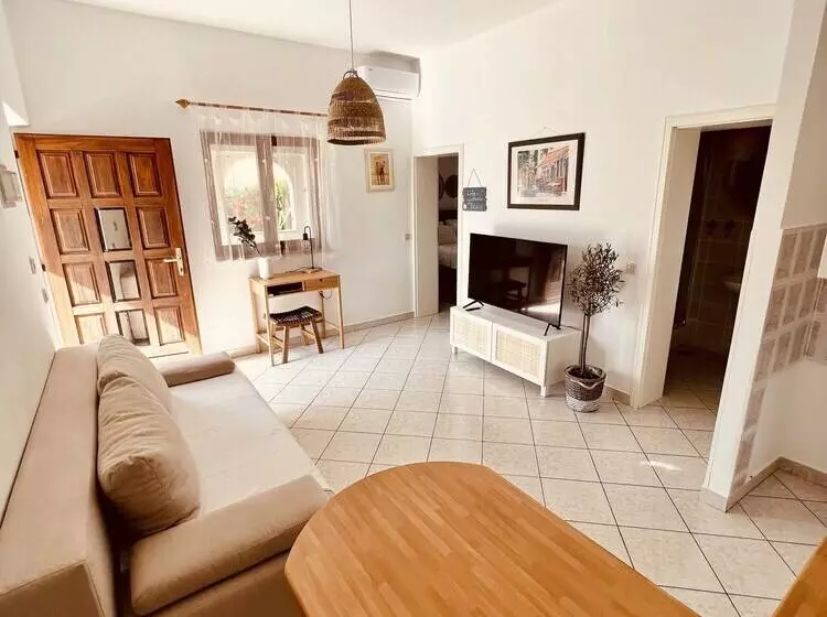 Apartment Wood Street And India