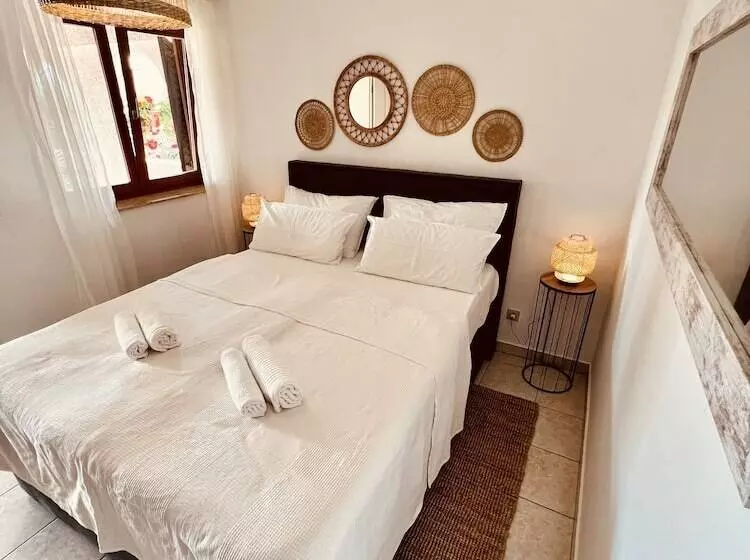 Apartment Wood Street And India