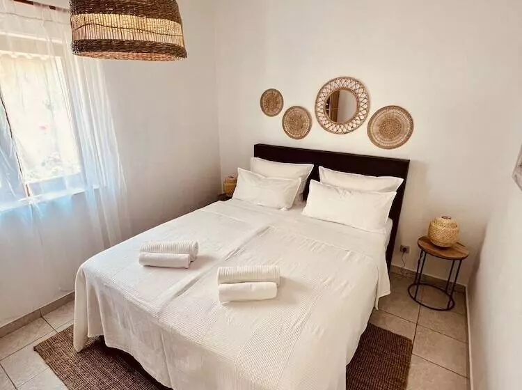 Apartment Wood Street And India