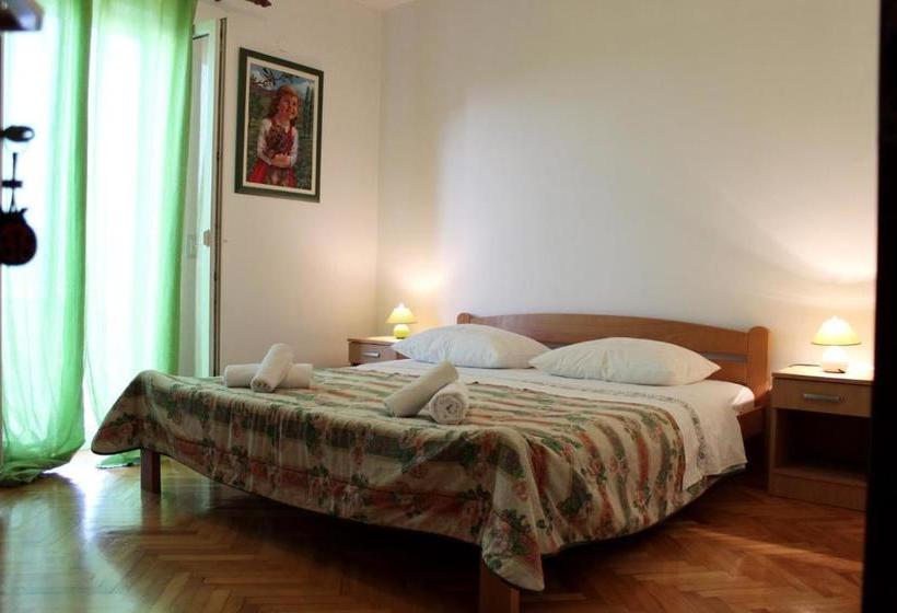 Apartments Marinović 3462