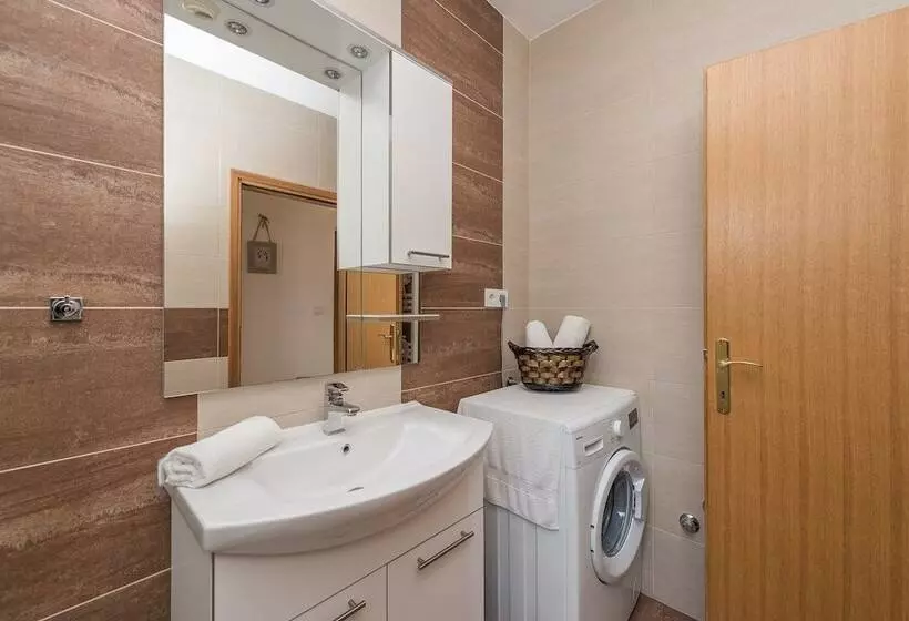 Apartments Mirjana Privlaka / A1 Two Bedrooms