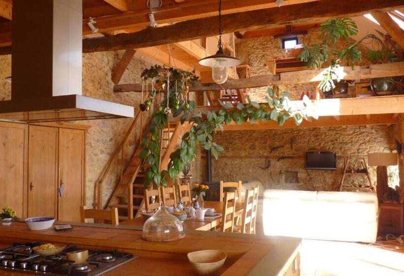 צימר Aux Fontaines D Eyvigues