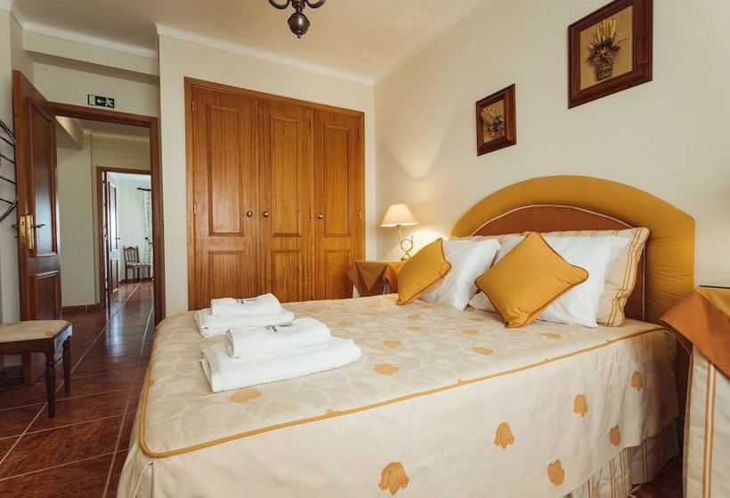 Best Houses 18   Typical Portuguese Apartament