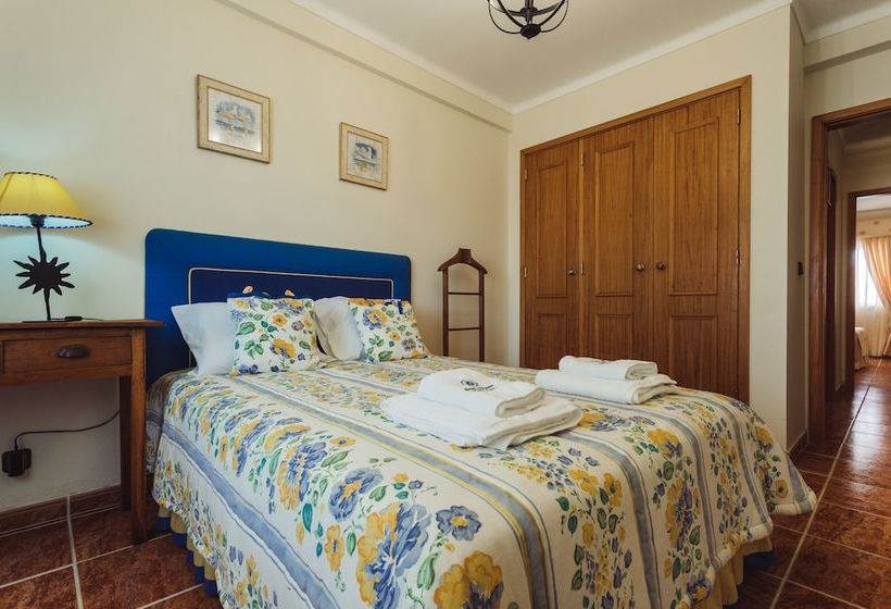 Best Houses 18   Typical Portuguese Apartament