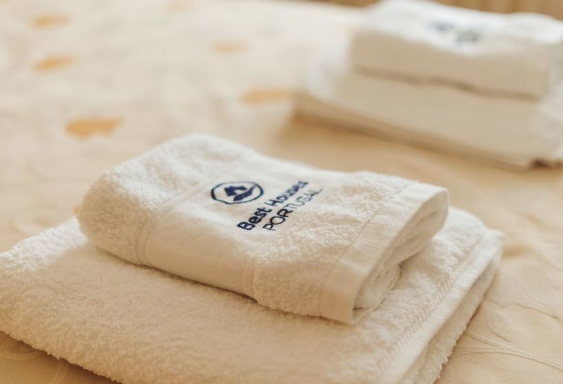 Best Houses 18   Typical Portuguese Apartament