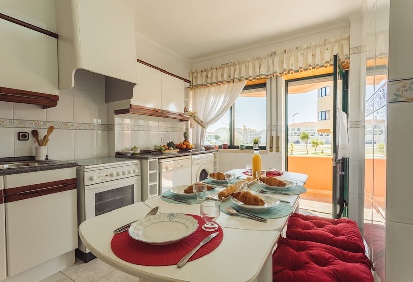 Best Houses 18   Typical Portuguese Apartament