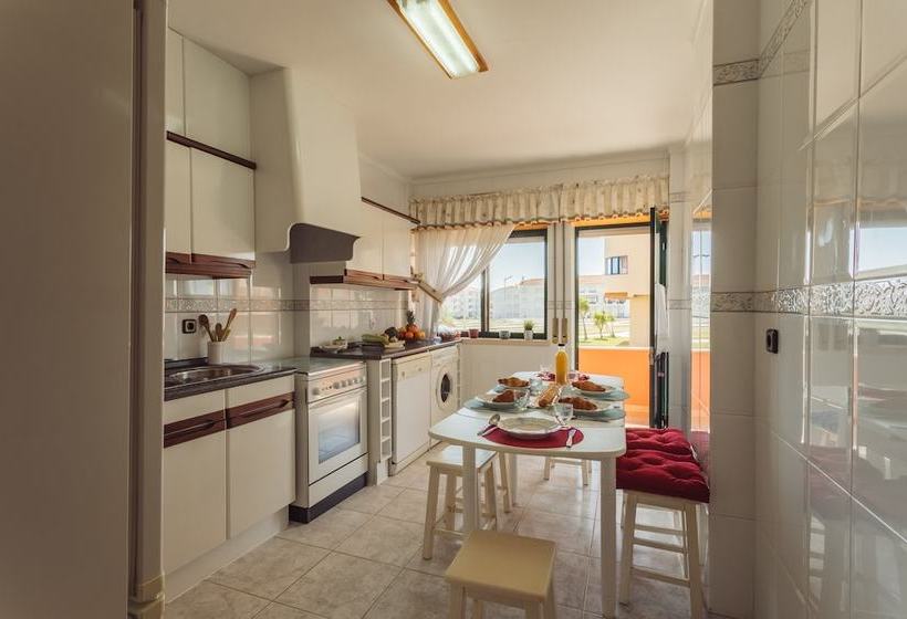 Best Houses 18   Typical Portuguese Apartament