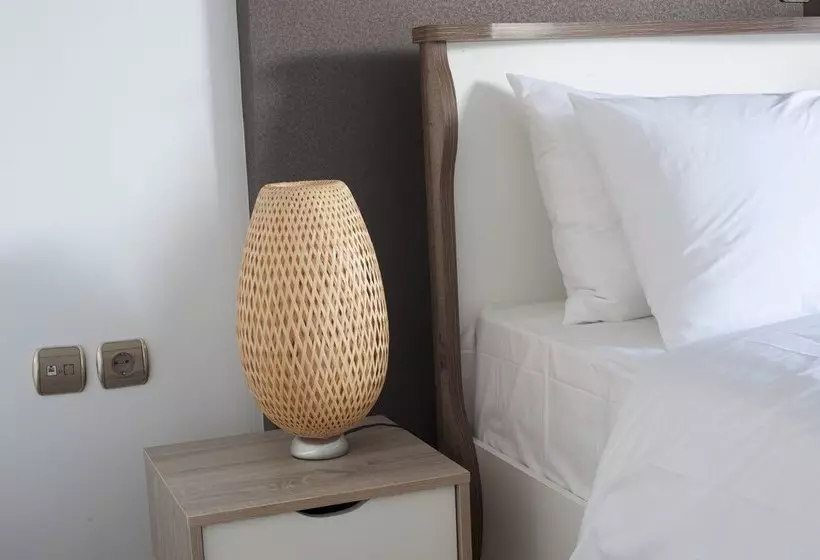 Glyfada, Modern Minimal Apartment