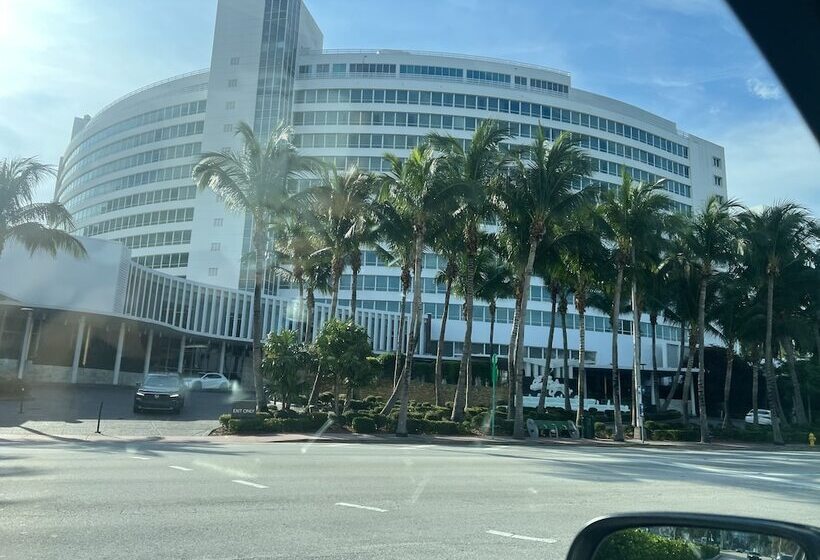 فندق Fb Miami Beach Sorrento Private Ocean Luxury Suite