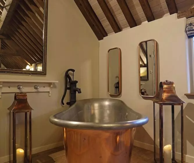 Hotelli The Harcourt Arms